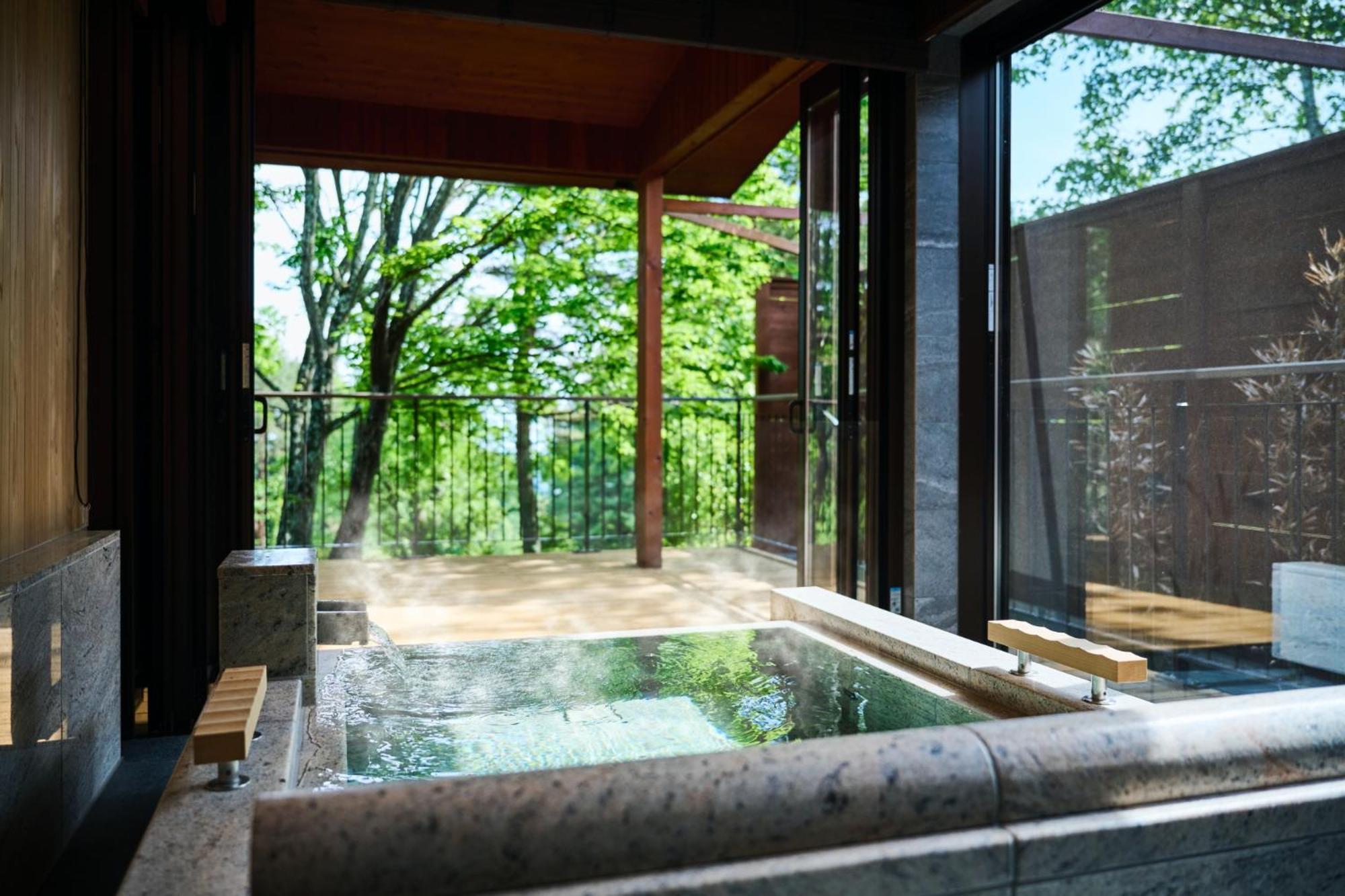 ホテル The Hiramatsu Karuizawa 御代田町 部屋 写真